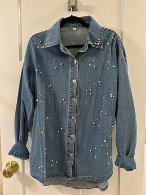 Pearl-Embellished Denim Button-Up long sleeve  - Blue